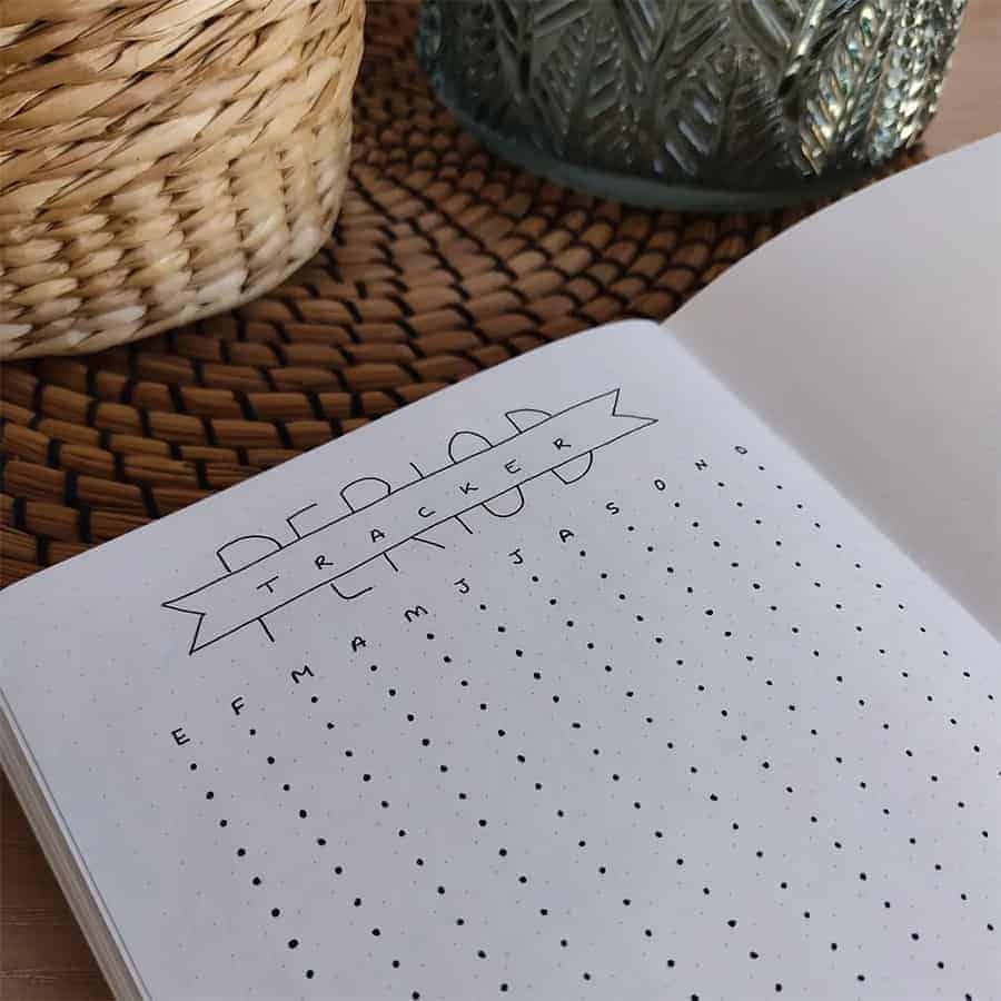 period and symptom tracker bullet journal